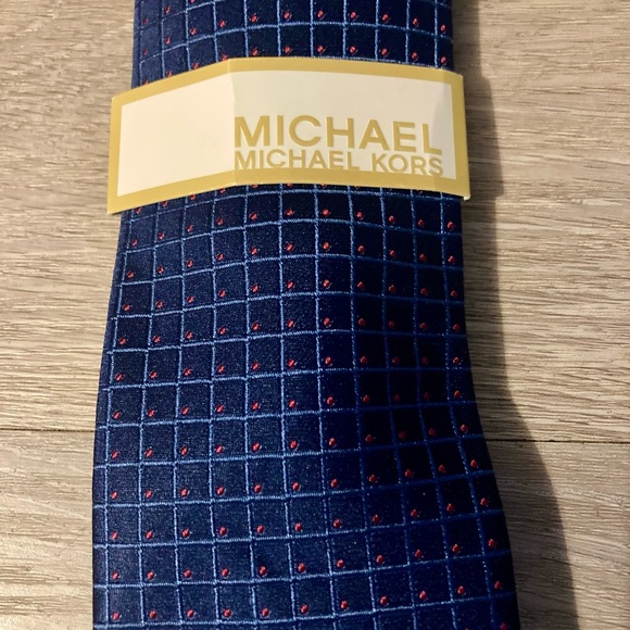 MICHAEL Michael Kors Dark Blue Checkered Tie - Picture 3 of 6